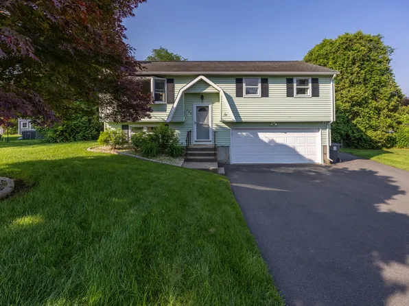 272 Westwoods Terrace, Bristol, CT 06010