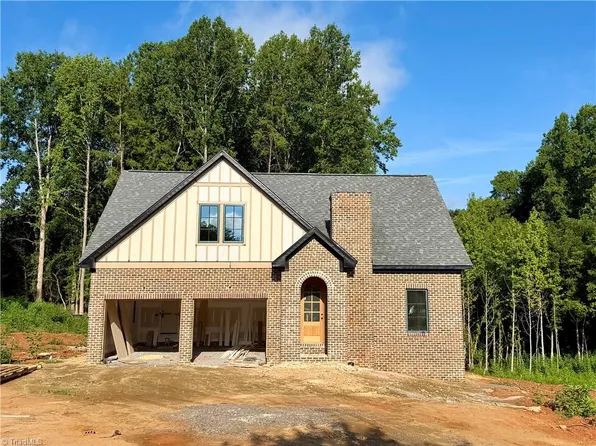 4150 Clinard Rd, Clemmons, NC 27012