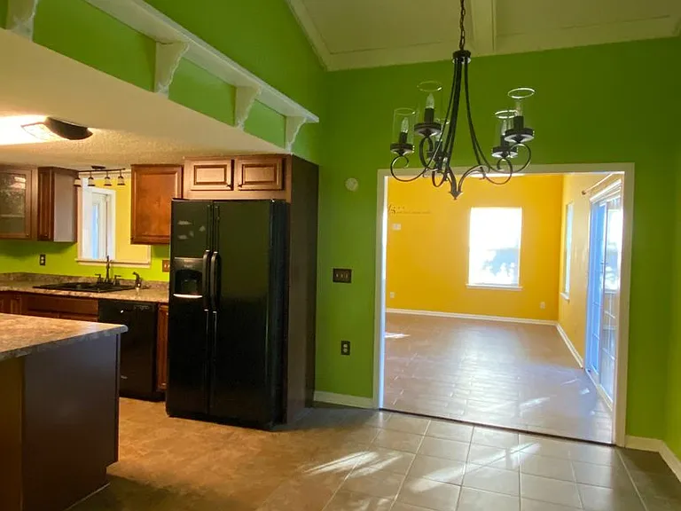 1022 Bacon Rd — Photo 7