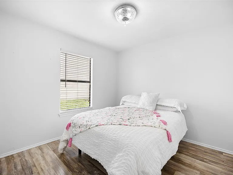 2209 Stirrup Dr — Photo 19