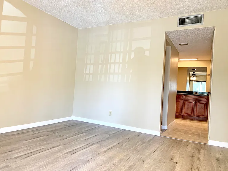 2312 S Cypress Bend Dr #209 — Photo 39