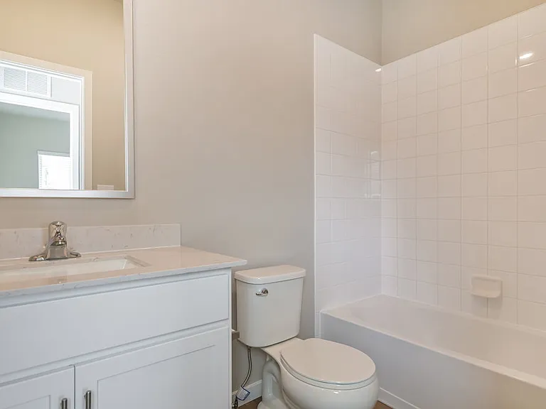 2135 Alyssa St — Photo 18