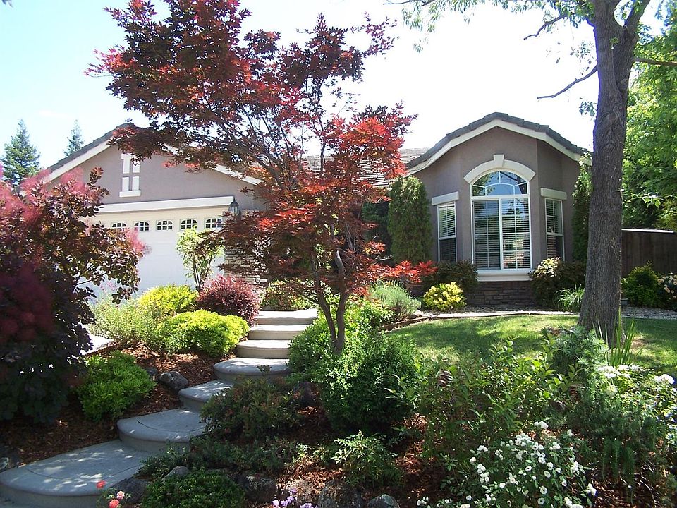1st image of 477 Caldarella Cir