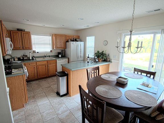 4th image of 6426 Coral Vine Way