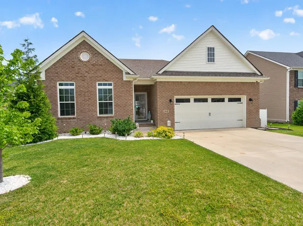 312 Fox Hollow Trl, Nicholasville, KY 40356