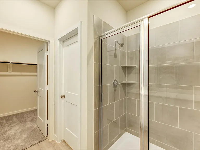 21526 George Wayne Way — Photo 34