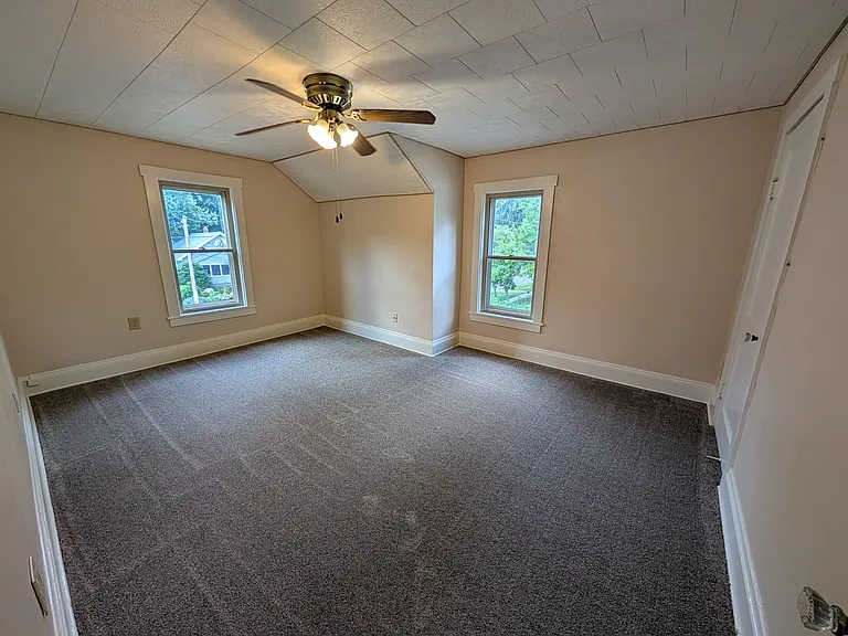 486 Needham Ave — Photo 19