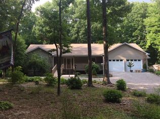 27 Reeves Pl, Monterey, TN 38574