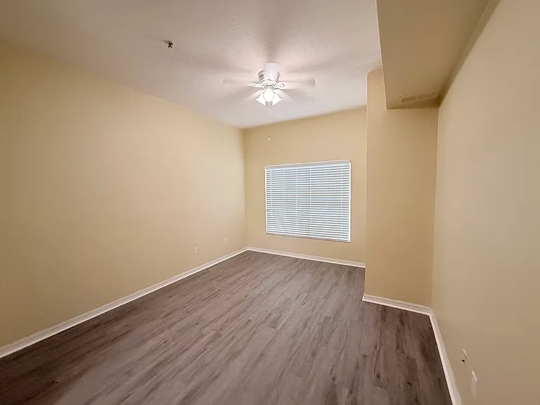 4012 Santa Maria Dr #103 — Photo 11