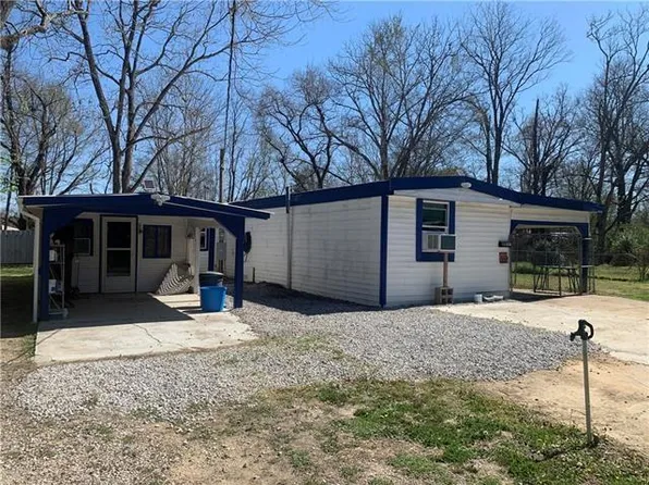 440 Eagle St, Marksville, LA 71351