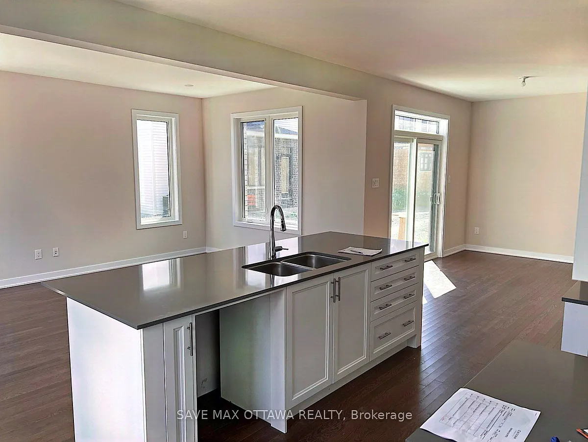 Building Photo - 207 Conservancy Dr N
