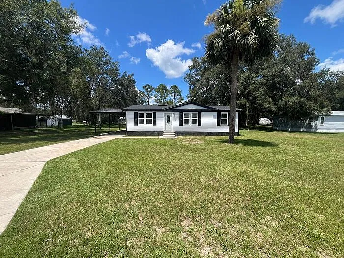 3 bed, 2.0 bath, 1120 sqft, $1,595 — Photo 2