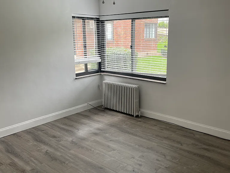 54 Warren St #1 — Photo 11
