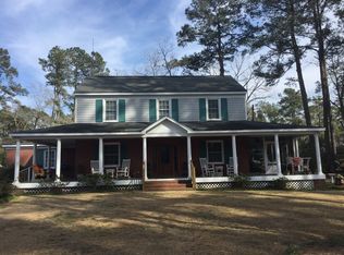 104 Hillcrest Rd, Trent Woods, NC 28562