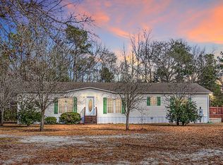 192 Platinum St, Walterboro, SC 29488