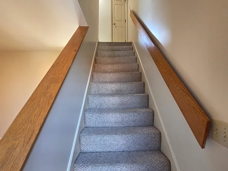 108 Robroy Ln — Photo 10