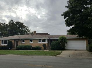 5835 W Sunnyside Ave, Chicago, IL 60630