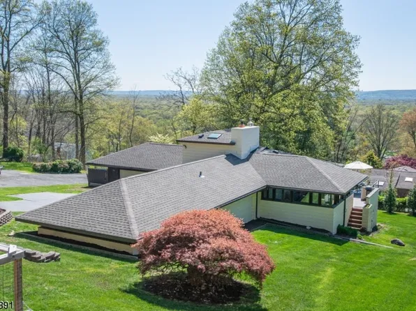 14 Foremost Mountain Rd, Montville Twp., NJ 07082