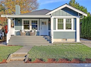 2672 39th Ave SW, Seattle, WA 98116