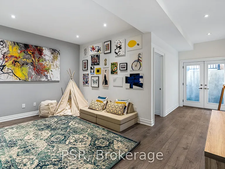 8 Willowbrook Rd — Photo 29