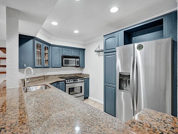 5th image of 1515 E Broward Boulevard #101
