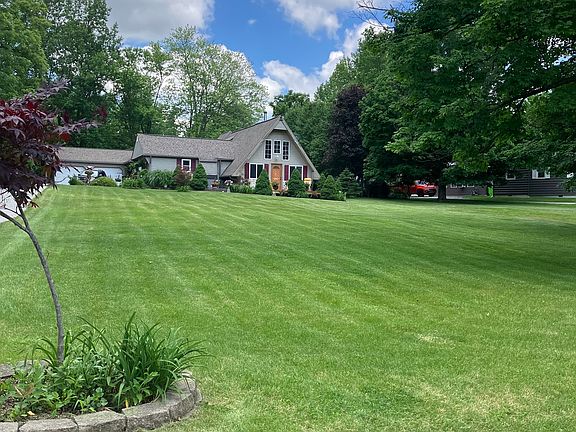 3rd image of 3330 W Arrowhead Dr