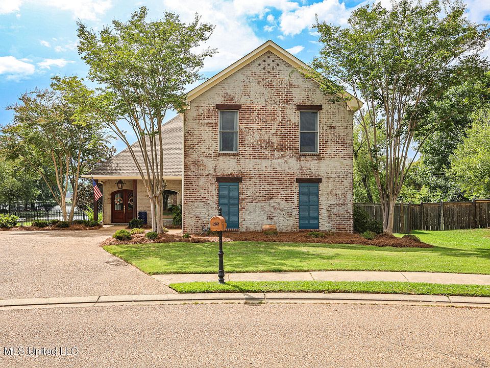 1st image of 282 Lighthouse Ln