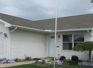 417 Spruce St, Barberton, OH 44203