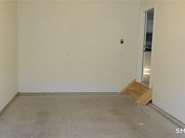 33 Maple Ave #B — Photo 25