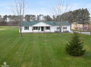 184 Wales Center Rd, Columbus, MI 48063