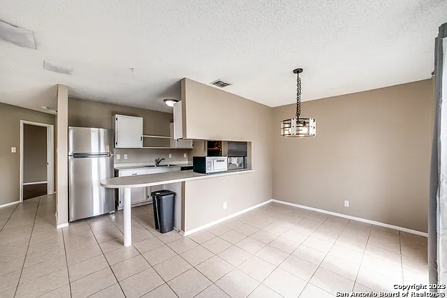 6854 Arbor Springs Dr — Photo 5