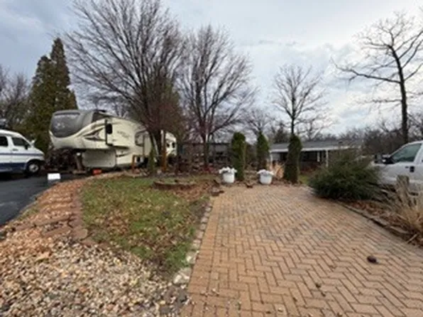 2795 E 28th Rd Lot 1211, Seneca, IL 61360