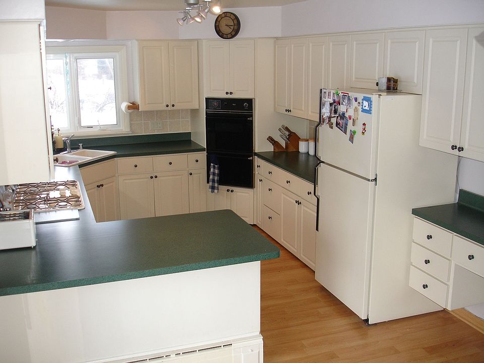 2nd image of 3851 Broadway Rd