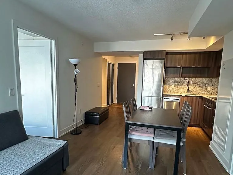 7 Mabelle Ave #2607 — Photo 2