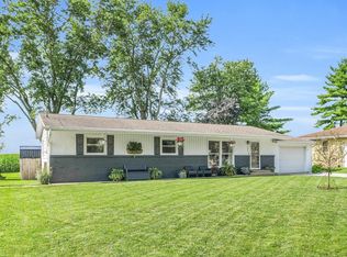 403 E Madison St, Pesotum, IL 61863
