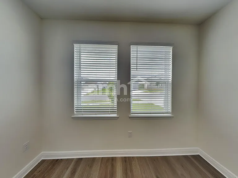 3724 Center Cove Ln — Photo 20