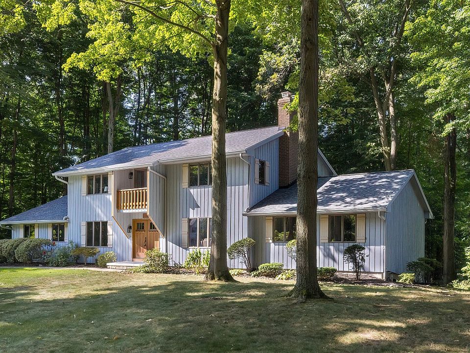 1st image of 5476 Pepperwood Cir