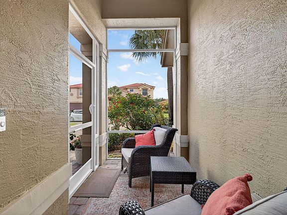 4th image of 2206 Newport Isles Boulevard