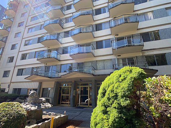 3rd image of 425 Carnarvon St #309