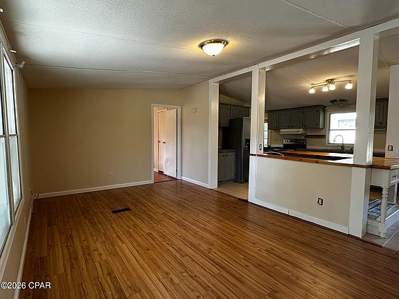 4th image of 14003 Ashton Way