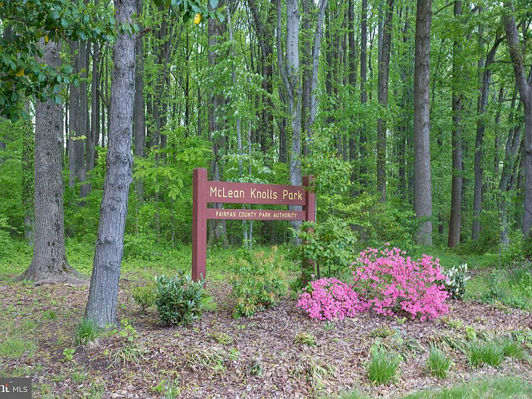 7845 Old Dominion Dr — Photo 79