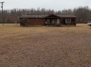 6046 N Douglas Rd, Riverdale, MI 48877