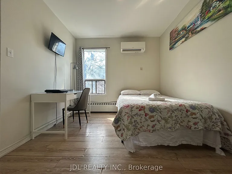 3 Pembroke St #A/B — Photo 3