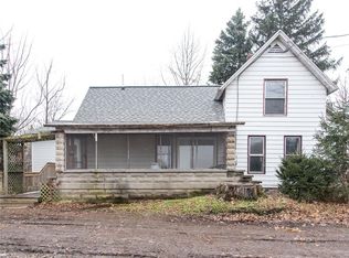 11893 Middle Rd, North East, PA 16428