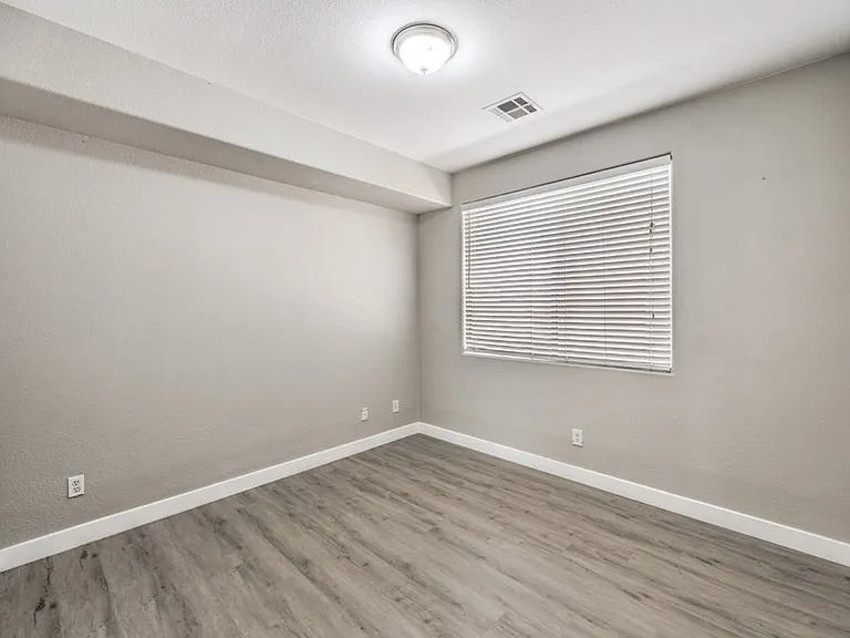 146 Augusta Course Ave — Photo 12