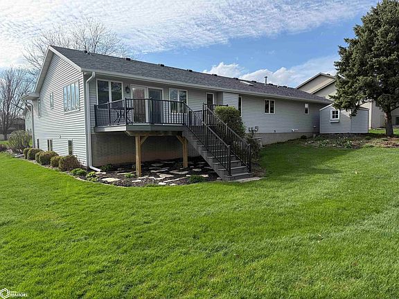 3rd image of 1812 Joan Ave
