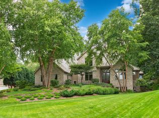 N30W30283 Great Hill Ct, Pewaukee, WI 53072