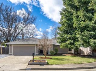 2933 Cleo Ct, Redding, CA 96001