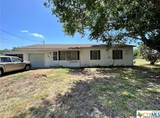 109 Edinburgh St, Victoria, TX 77904
