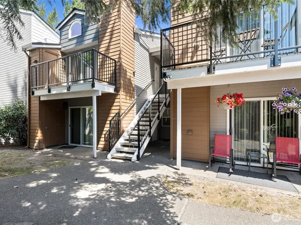 2609 S 272nd st #28, Kent, WA 98032